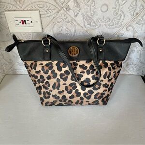 Tommy Hilfiger - Nylon Leopard Print Tote Bag with leather trim
